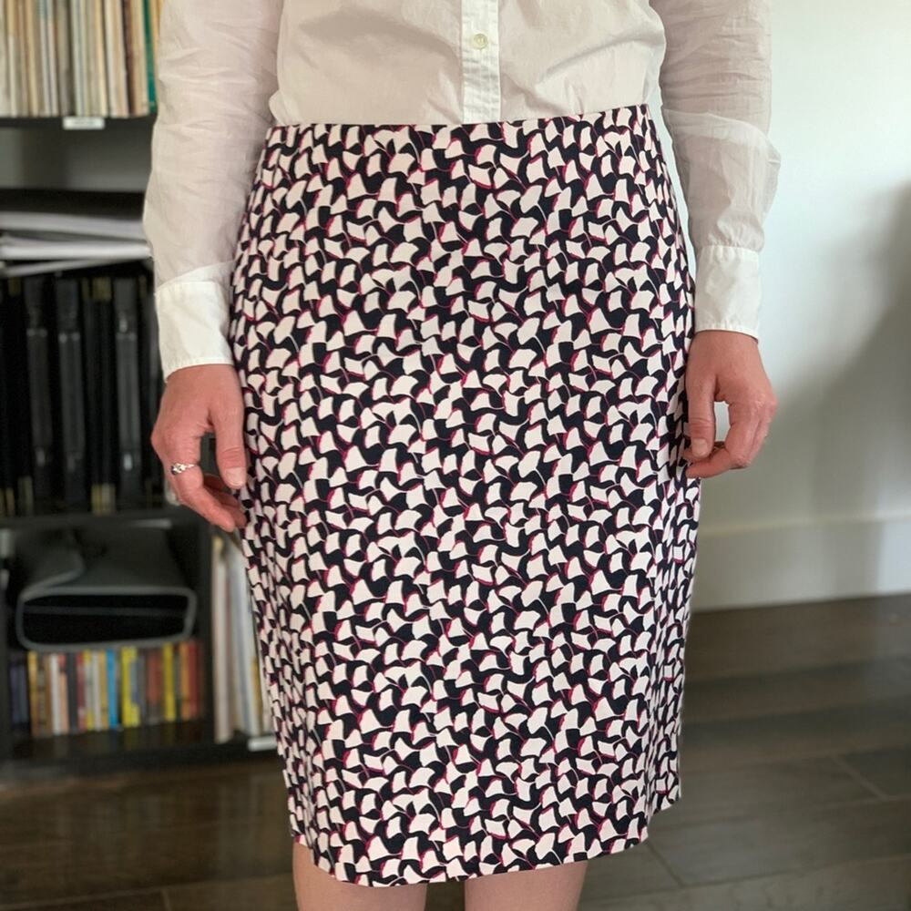 Ann Taylor Abstract Floral Print Pencil Skirt, 6